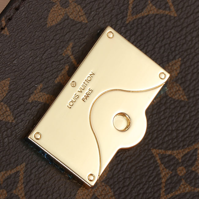 Túi LV Cluny BB Monogram quai xách sang trọng 8