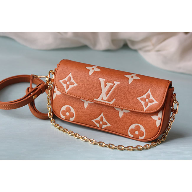 Túi LV Wallet On Chain Ivy cam TLV117