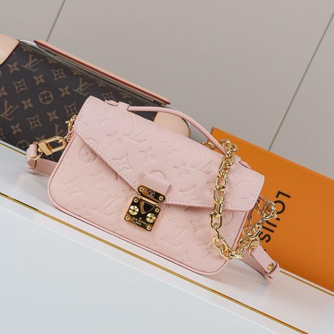 Túi LV Pochette Métis East West Hồng dập nổi TLV070