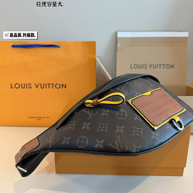 Túi đeo chéo LV Discovery Bumbag PM hàng hiệu 5