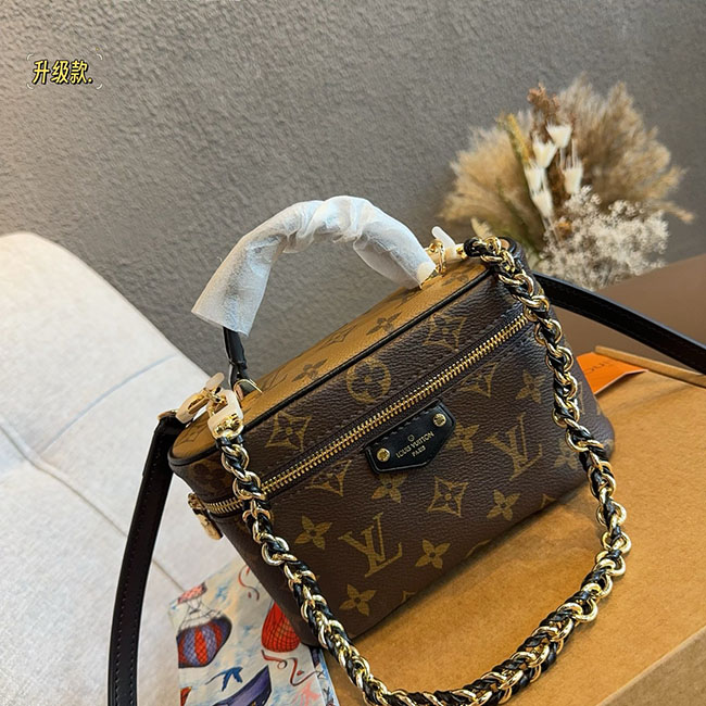 Túi hộp lv Vanity Chain Pouch monogram 9