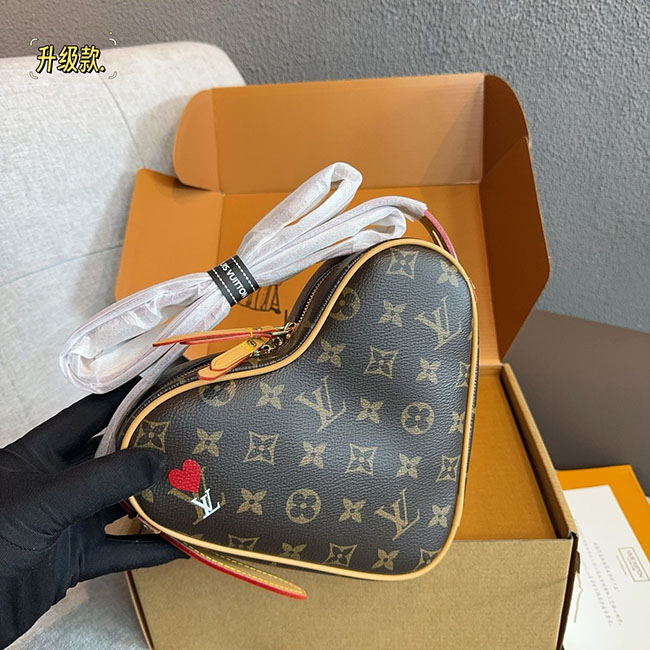 Túi LV trái tim monogram like auth 11 8