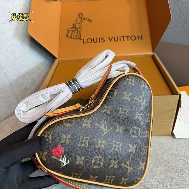 Túi LV trái tim monogram like auth 11 9