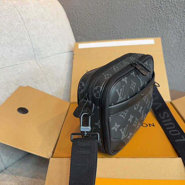 Túi LV Alpha Messenger Đeo Chéo Nam Thời Trang 3