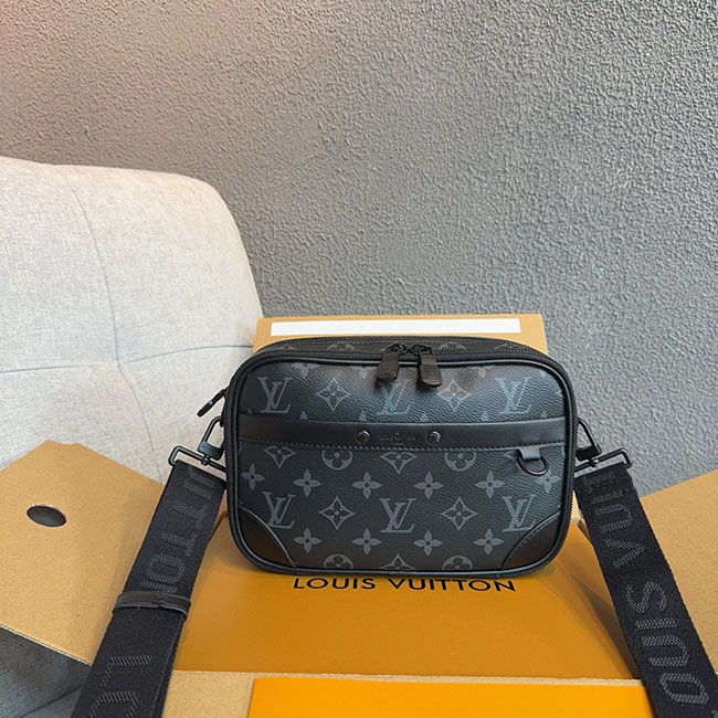 Túi LV Alpha Messenger Đeo Chéo Nam Thời Trang