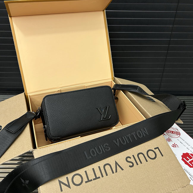 Túi LV Alpha Wearable Wallet Đeo Chéo Nam Monogram 5