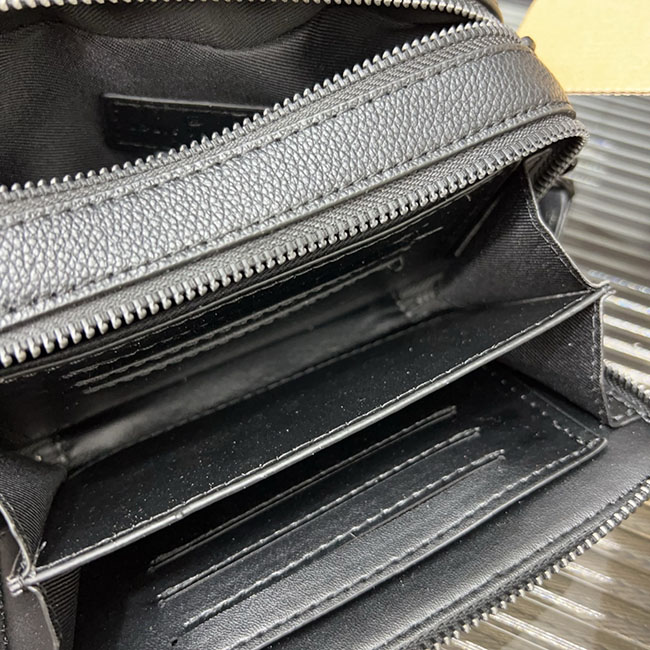 Túi LV Alpha Wearable Wallet Đeo Chéo Nam Monogram 9