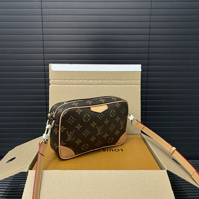 Túi LV Trocadéro Wearable Wallet like auth 11 7