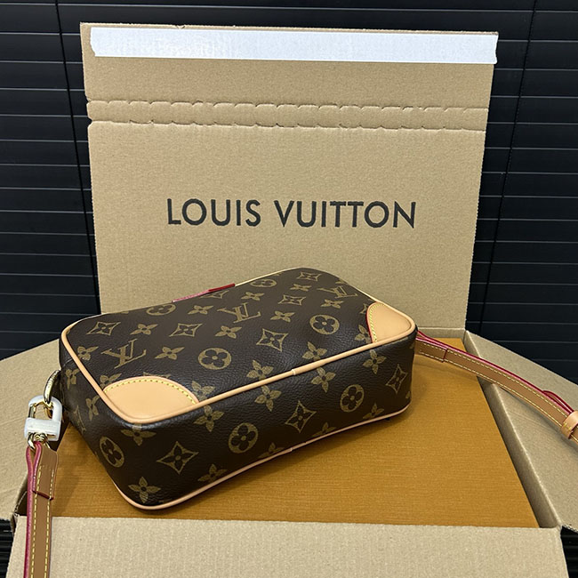 Túi LV Trocadéro Wearable Wallet like auth 11 5