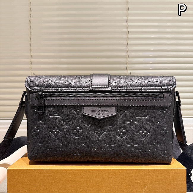 Túi LV Montsouris Messenger PM Đeo Chéo Nam Cao Cấp 4