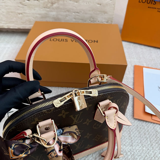 Túi hến LV Alma BB Monogram Canvas 8