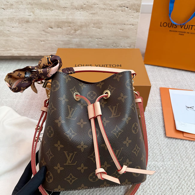 Túi xô LV Néonoé BB Monogram Màu Nâu rep 11