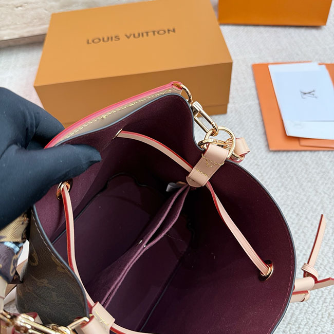 Túi xô LV Néonoé BB Monogram Màu Nâu rep 11 4