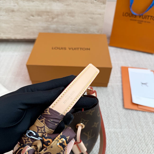 Túi xô LV Néonoé BB Monogram Màu Nâu rep 11 7