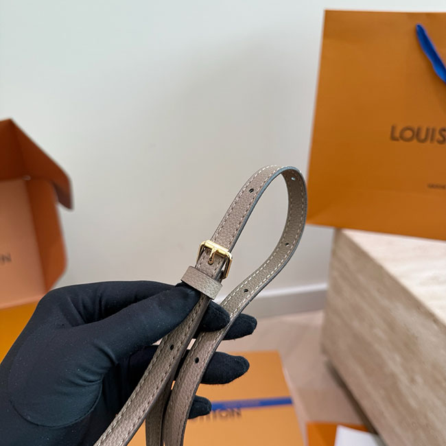 Túi LV OnTheGo BB xám like auth 9