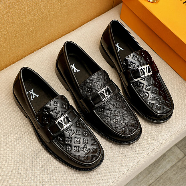 Giày loafer lv dập nổi đen 3 màu MB306