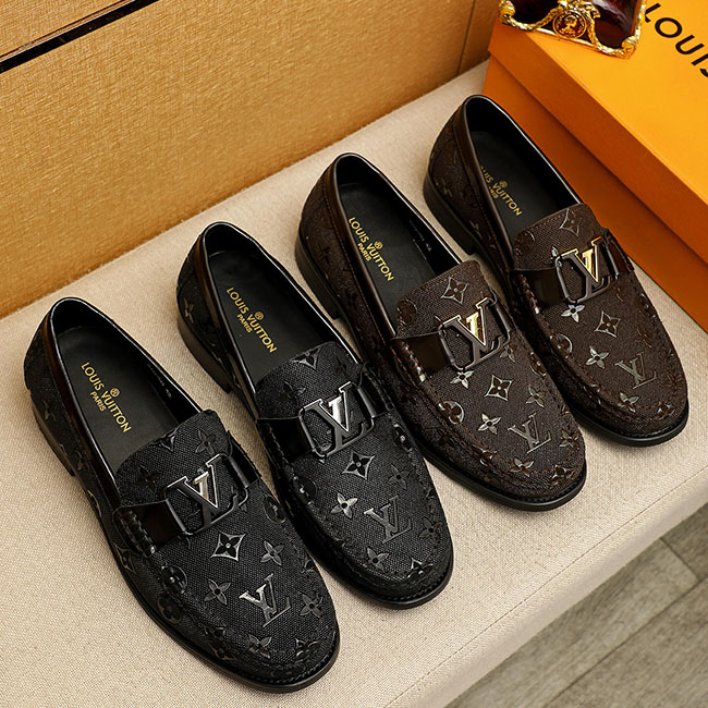Giày loafer LV dập nổi 2 màu MB303