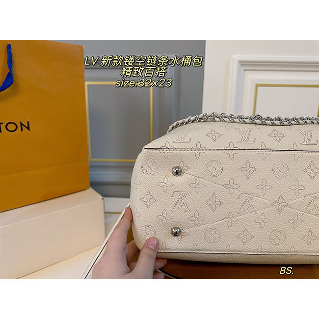 Túi LV Bella Tote monogram dập chìm 7