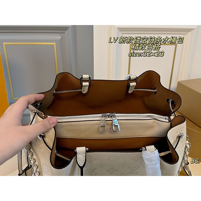 Túi LV Bella Tote monogram dập chìm 8