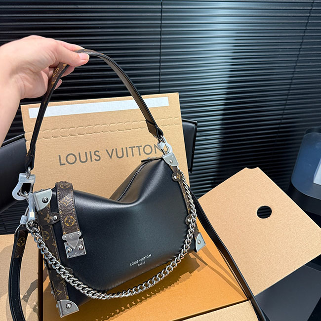 Túi LV Side Trunk Vibe đen MM sang trọng