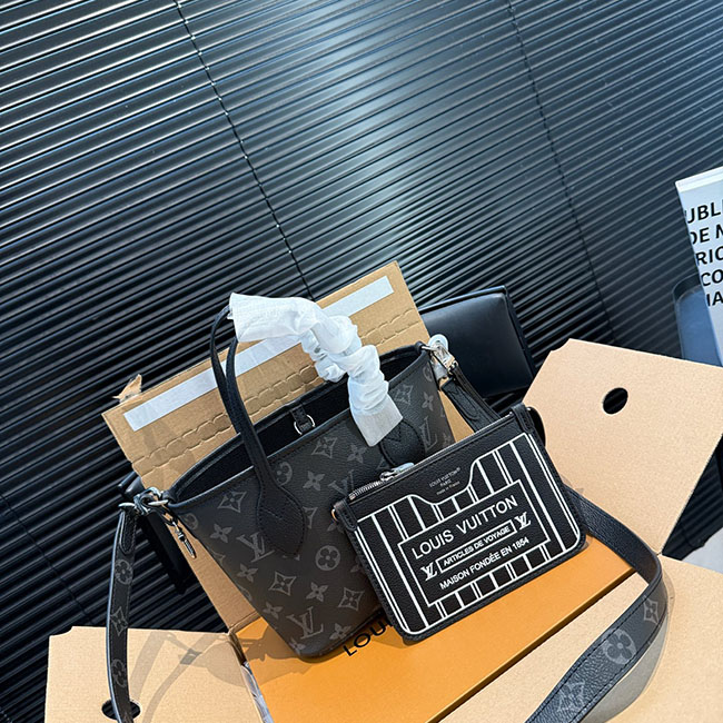 Túi LV Neverfull Inside Out monogram BB Đen TLV216