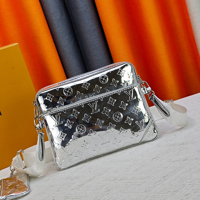 (2 màu)Túi đeo chéo LV Trio Messenger tráng gương TNLV33
