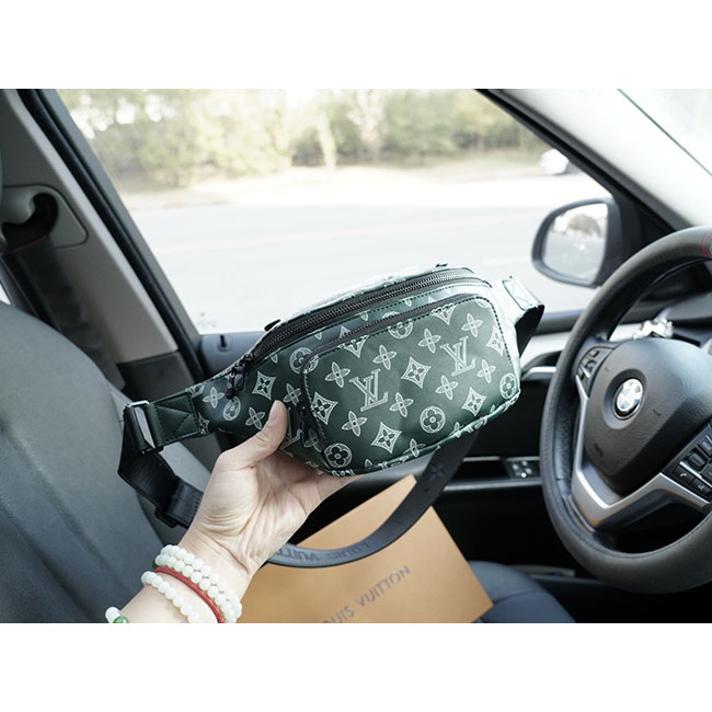 Túi đeo chéo lv bao tử xanh TL117