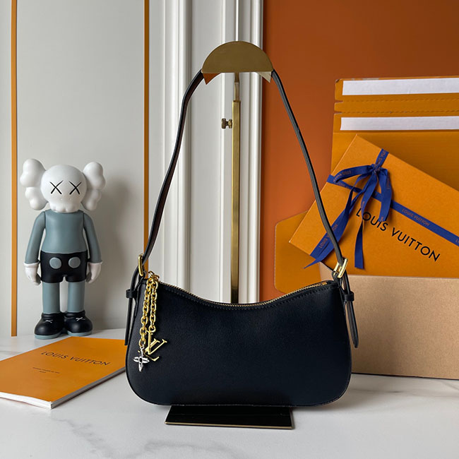 Túi Pochette LV Bloom đen TLV096