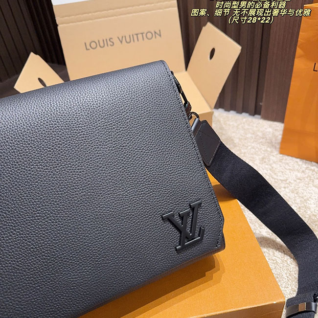 Túi LV Takeoff Messenger Đeo Chéo Nam Like Auth 9