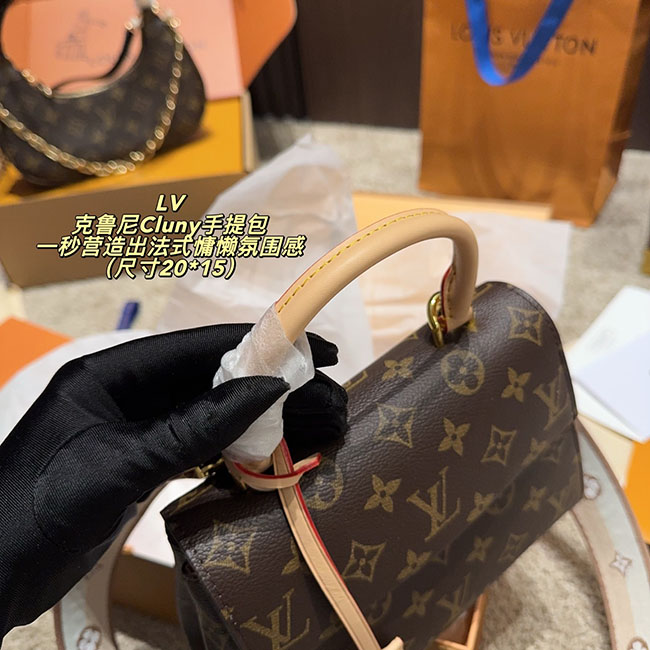 Túi LV Cluny mini Monogram Nâu sang trọng 2