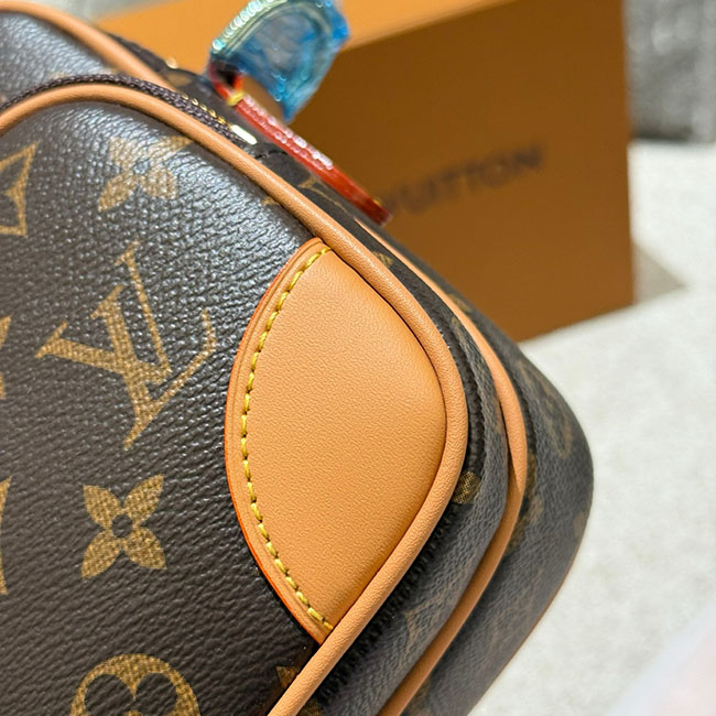 Túi LV nil đeo chéo nam 3