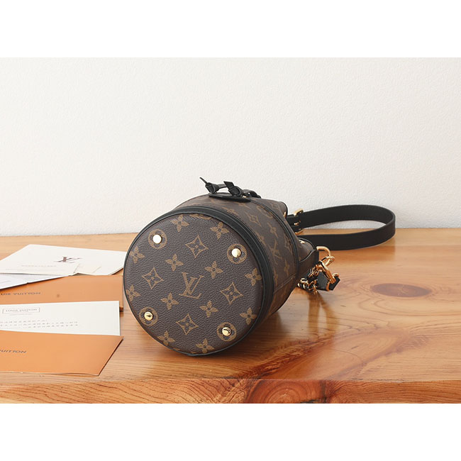 Túi xô LV Canoé Monogram Màu Nâu 2