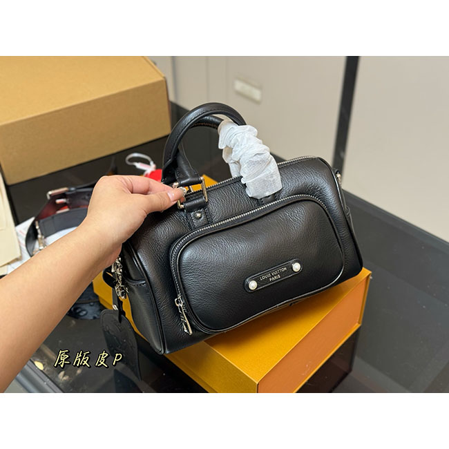 Túi đeo chéo lv Keepall 25 Cargo đen vibe